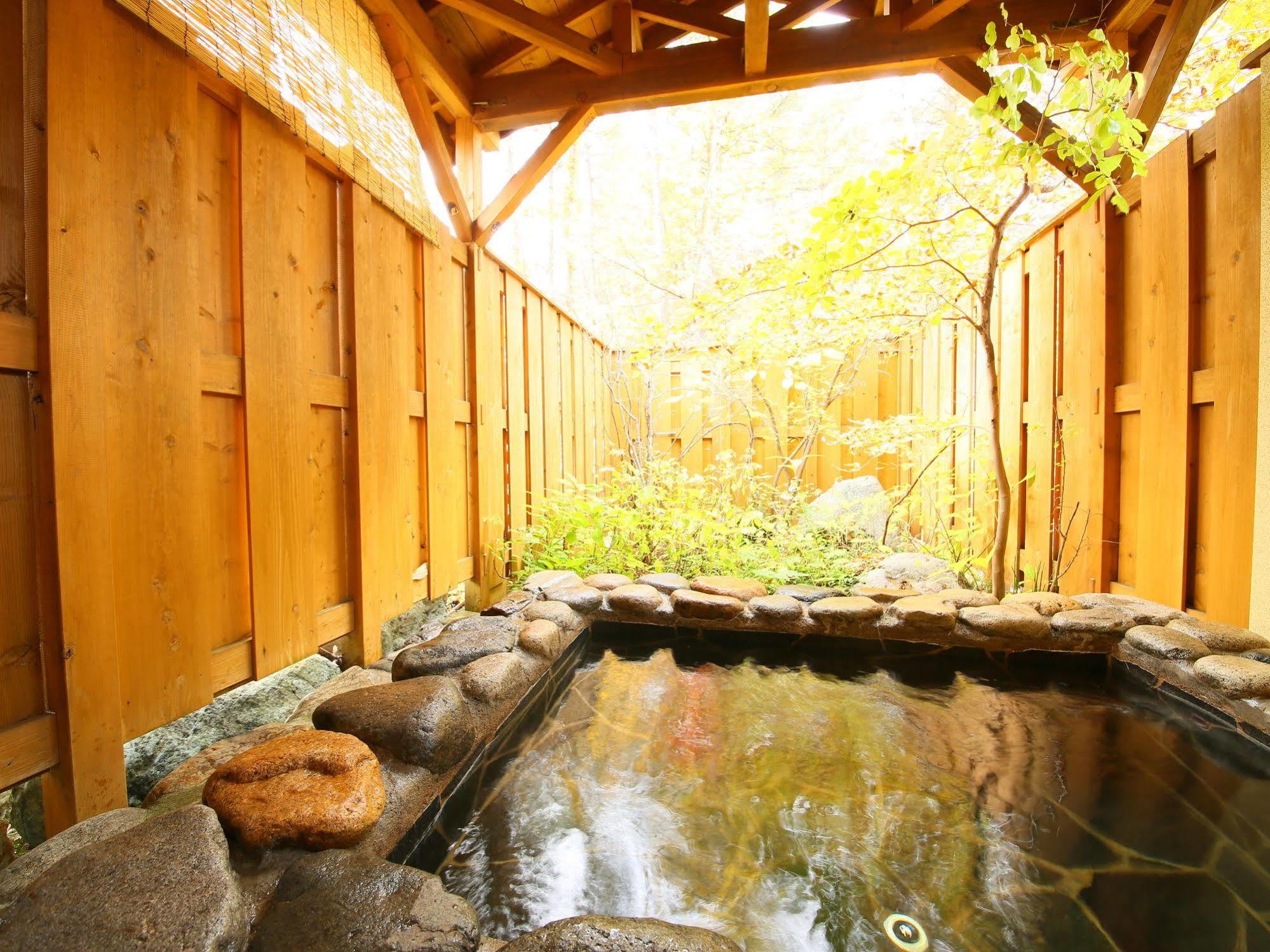 Anise Garden Hotel Hakuba Exterior photo